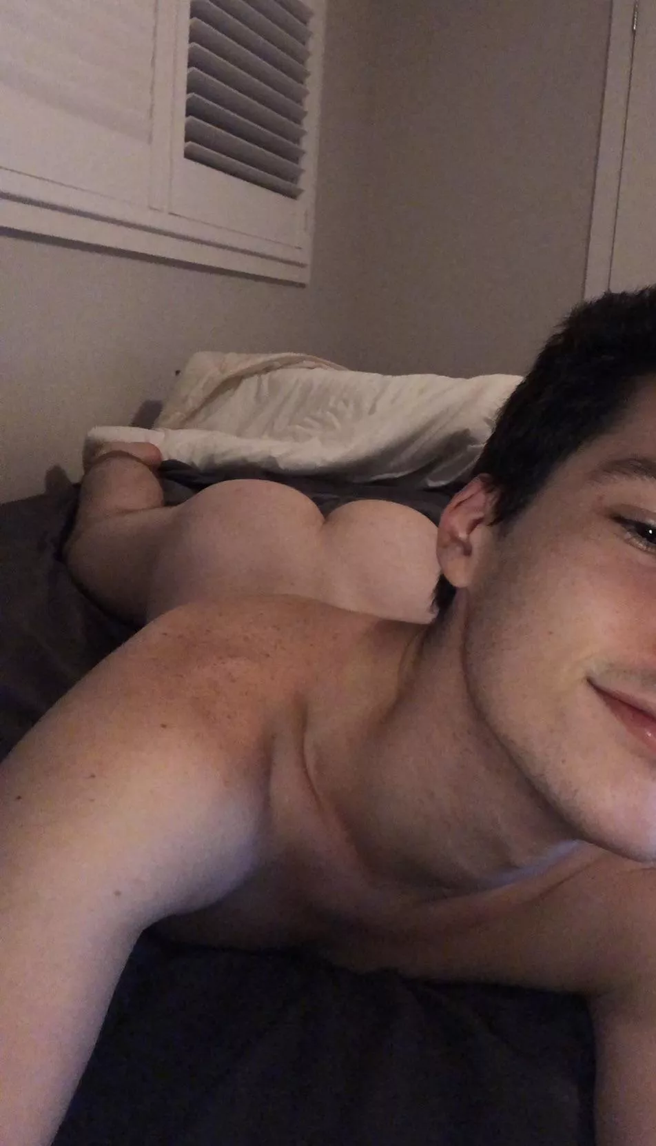 about to go to bed but 😘