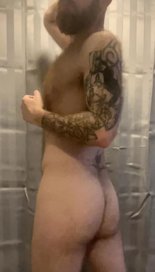 About to grab a shower - who’s joining me?