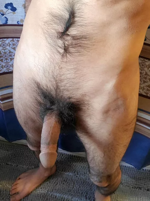 about to take a shower and I'm starting to get hard