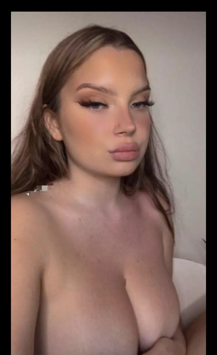 Add Mommy on k:goddessmelisande1 S.C:mommy_rose01 [domme]