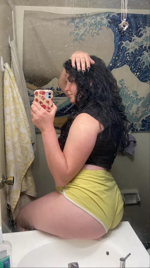 add my explicit snapchat @bratt.annikka to see meeeee π