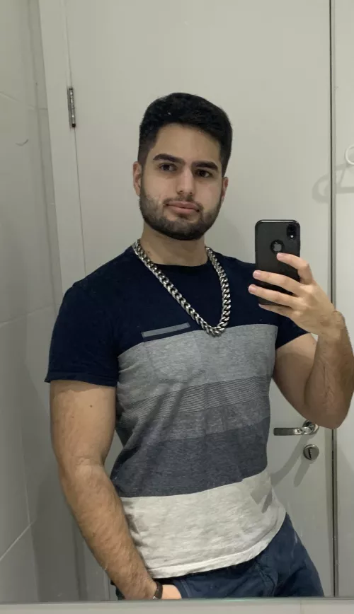 After an hard end of a relationship, I started to work out. A month later, it is giving some result.