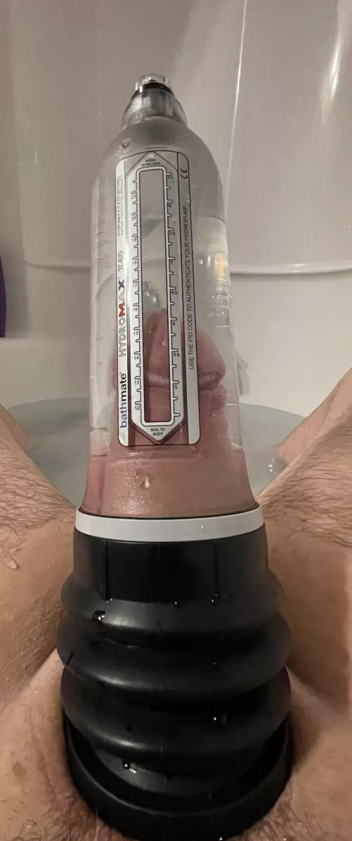 After much delay. Trying out my bathmate hydromax again
