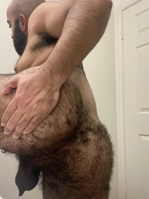 After my shower, freshly clean. Who wants to make it dirty again?😏