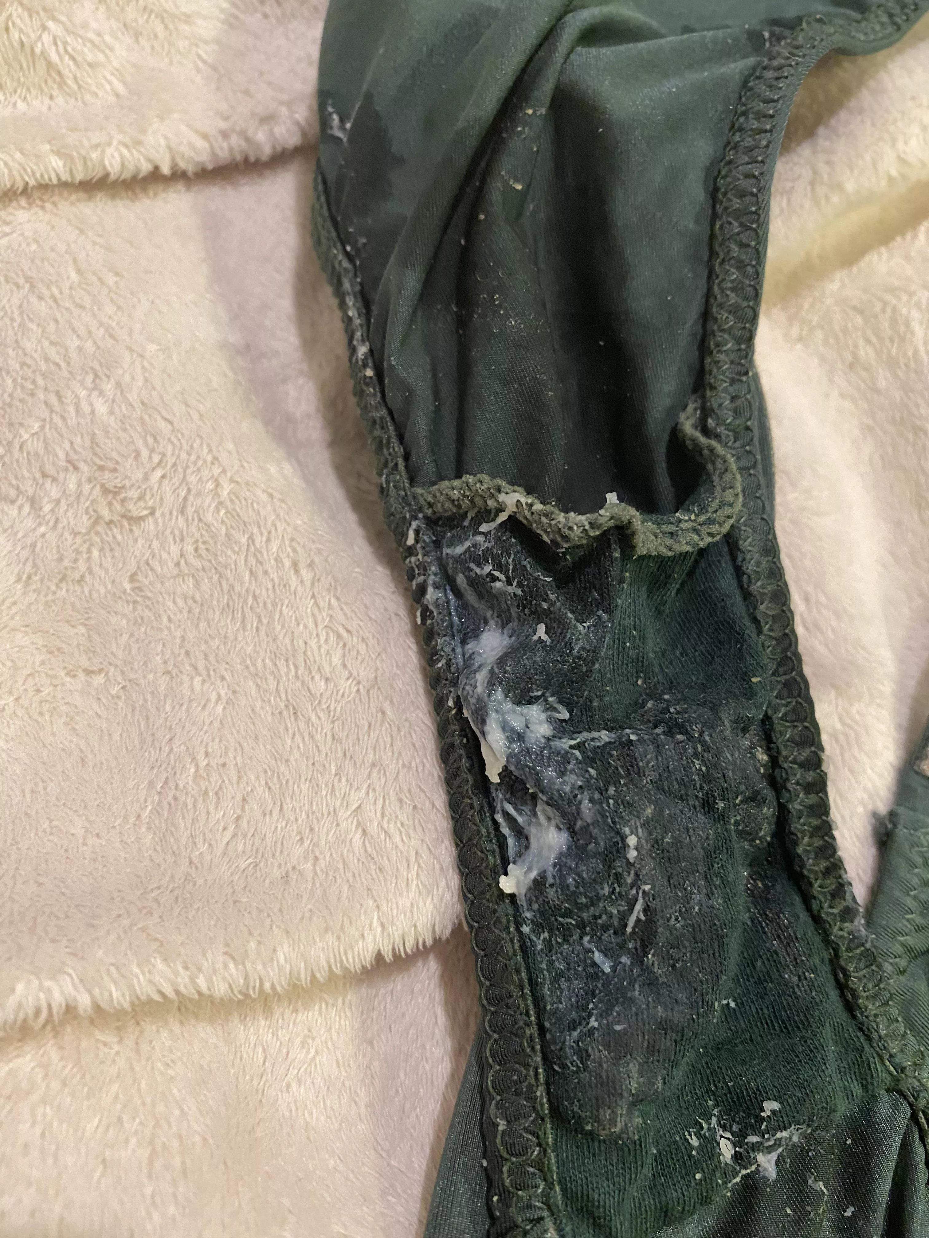 After stuffing and playing with these in my pussy! Love getting messy ! 🥰 After stuffing and playing with these in my pussy! Love getting messy ! 🥰