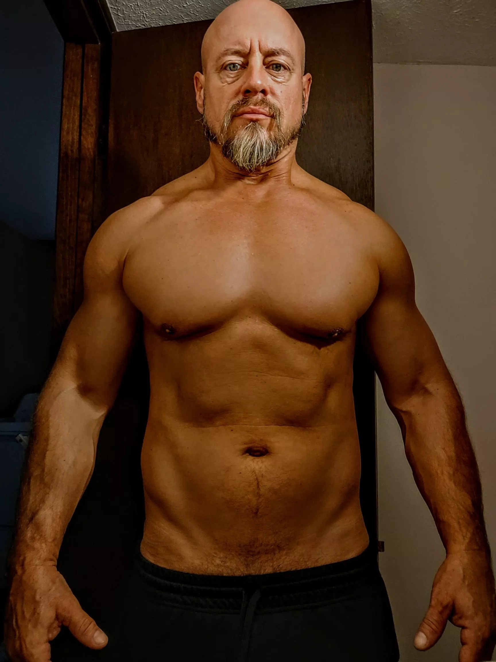 After workout pump 53 [M] happily married