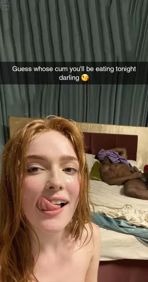 Ahh every day new stranger , what a hoe she is 😳