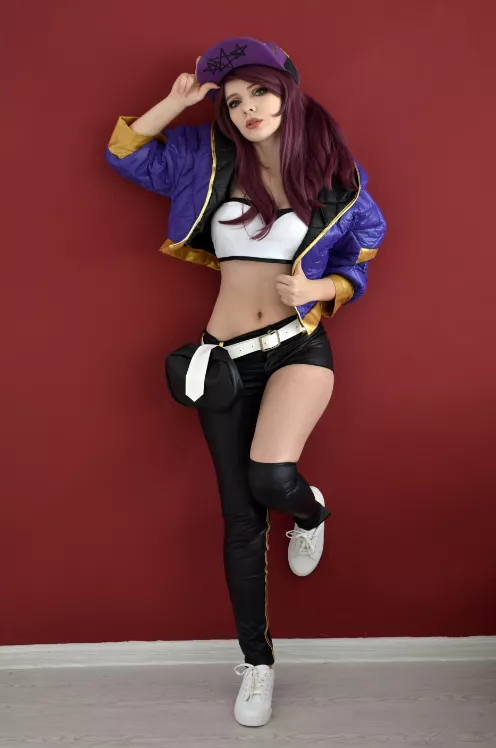 Akali in her full outfit and with pants :D Akali in her full outfit and with pants :D