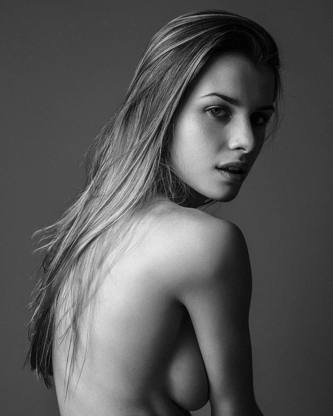 Alexandra Desjardins by Steven Herteleer