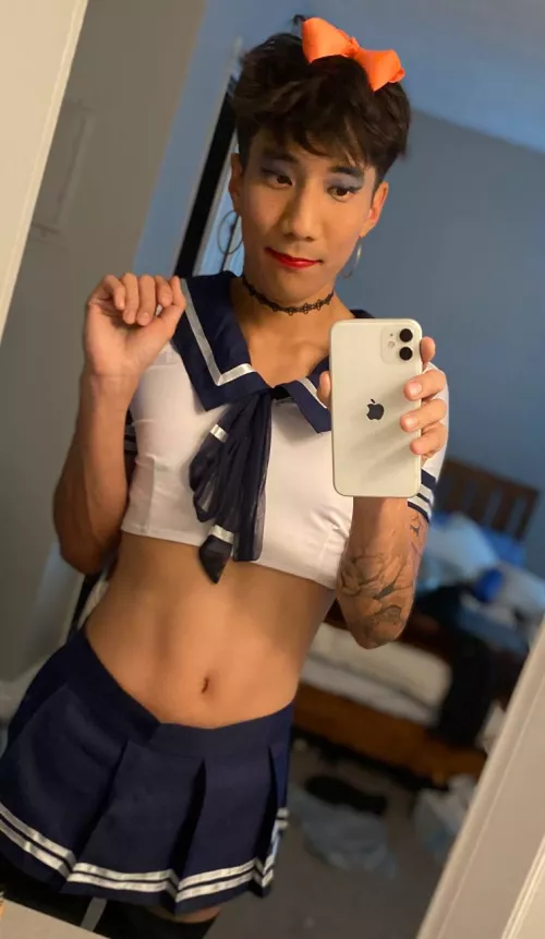 All dolled up! How do I look? π₯°