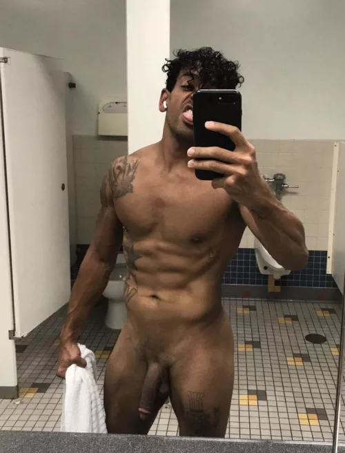 All done with my workout, anybody want to hit the sauna? [m]