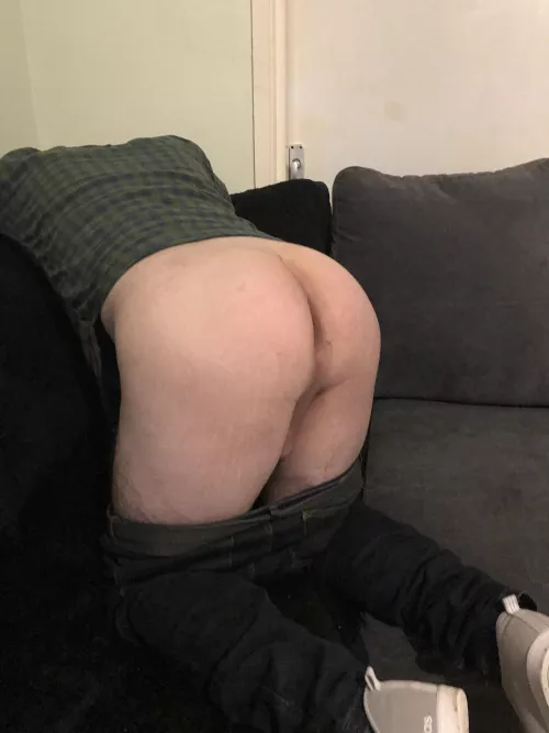 All faces welcome 😉🍑