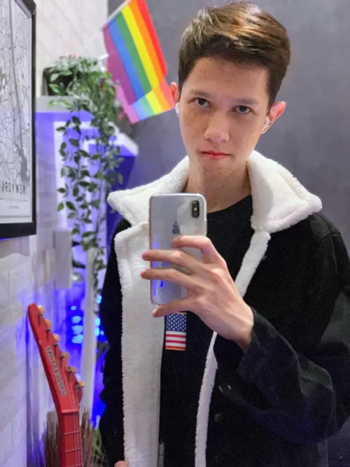 All I want for Christmas is... A boyfriend š