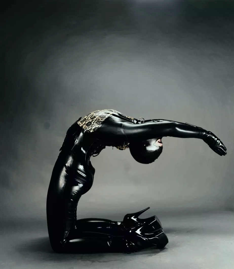 All in the hips... without the corset I can usually grab My ankles ;-) ms_vpod xoxo