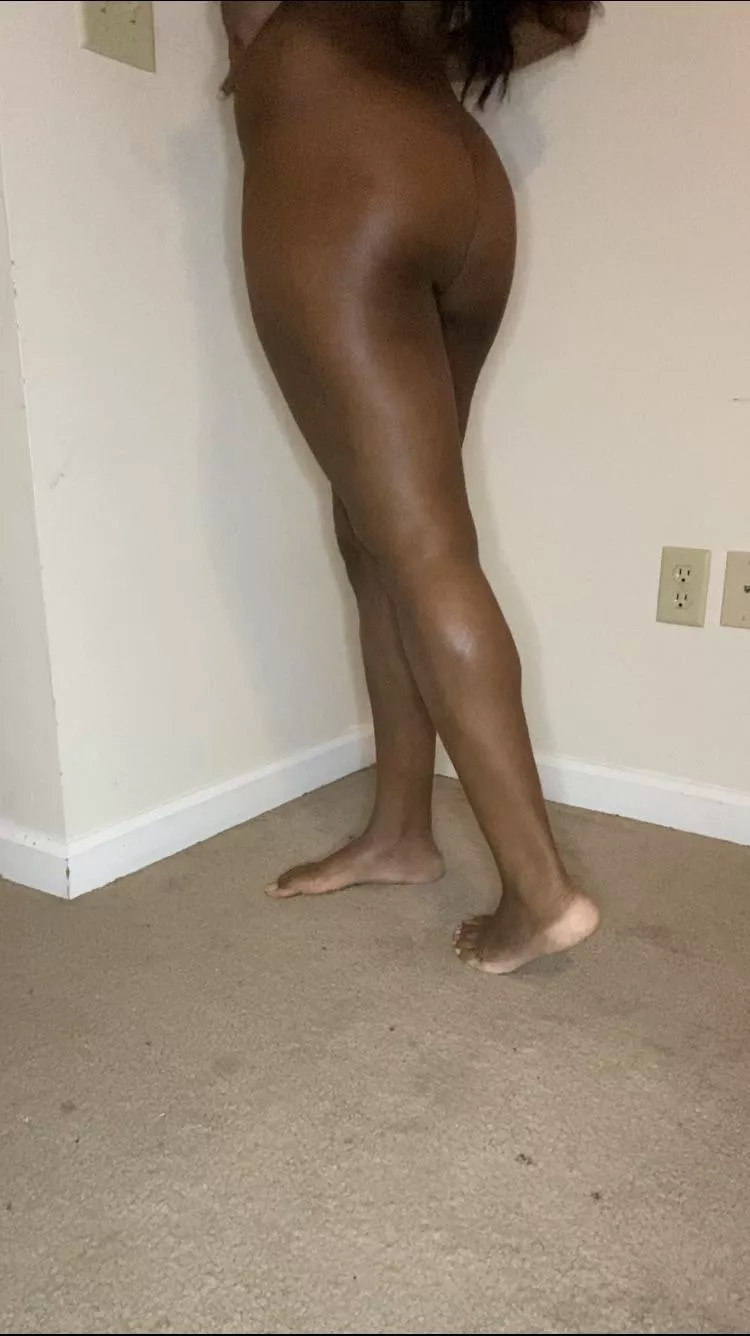 All oiled up for you π All oiled up for you π