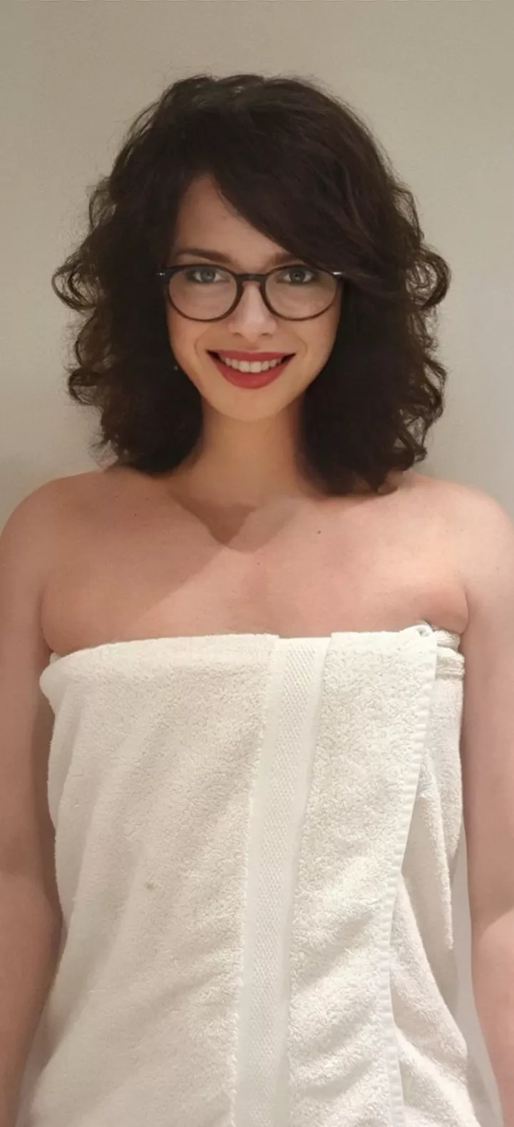 Almost ready to go out. What so you think I should be wearing? Almost ready to go out. What so you think I should be wearing?