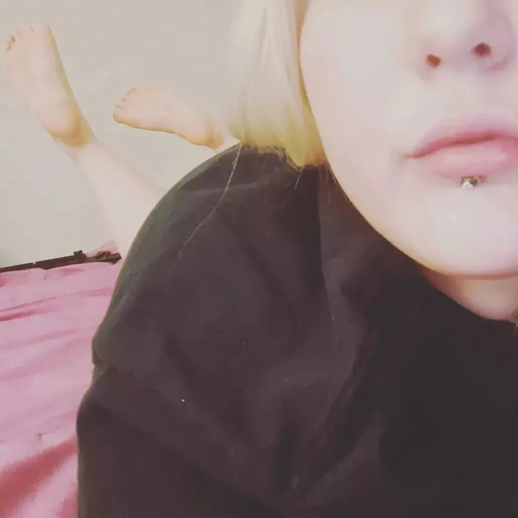 Almost sleepy time 💖 DMs/PMs open for now😴