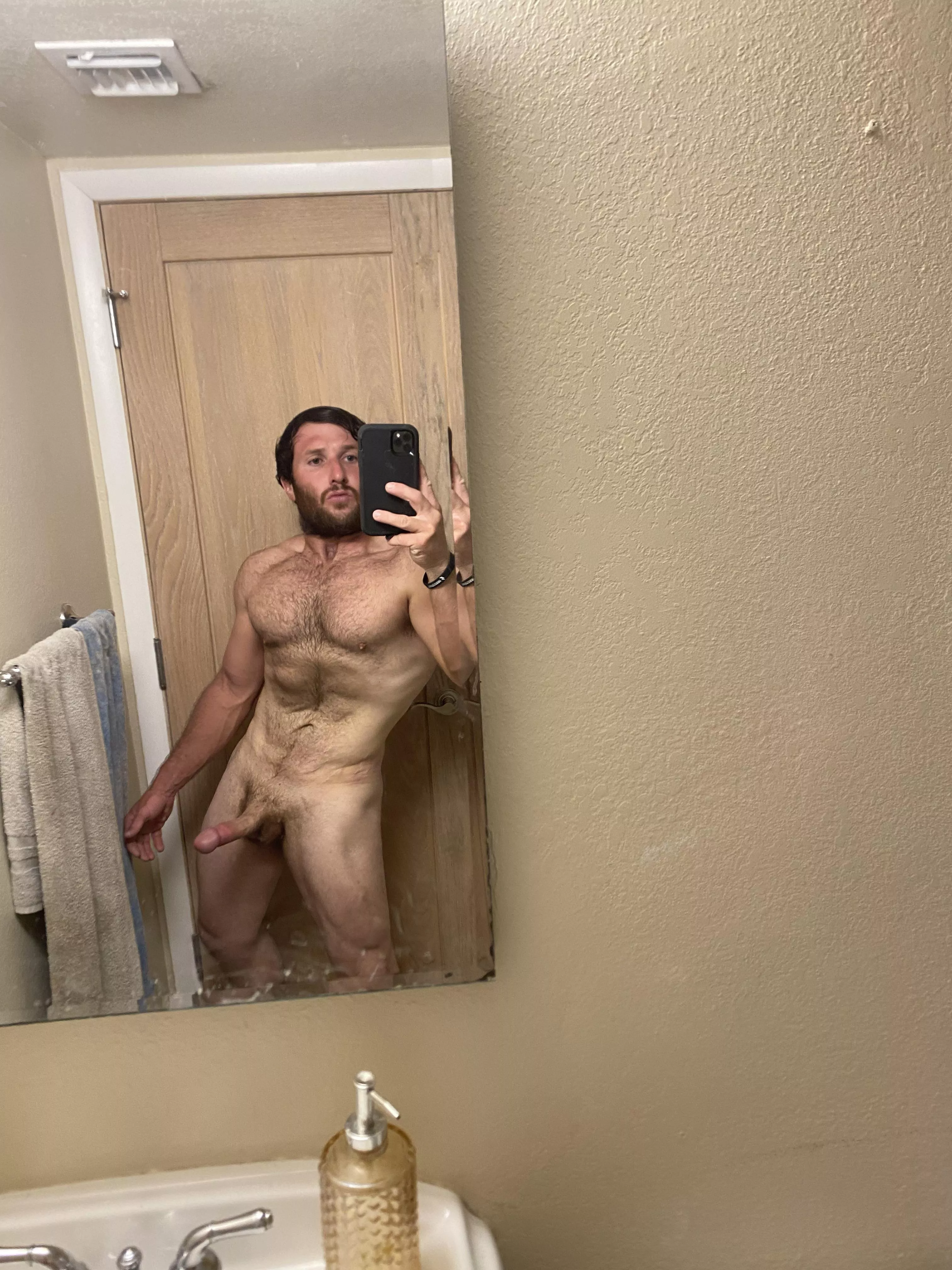 Alright one more since the first one was received so well.🙃 Have a good night y’all! 🤙🏻 Alright one more since the first one was received so well.🙃 Have a good night y’all! 🤙🏻