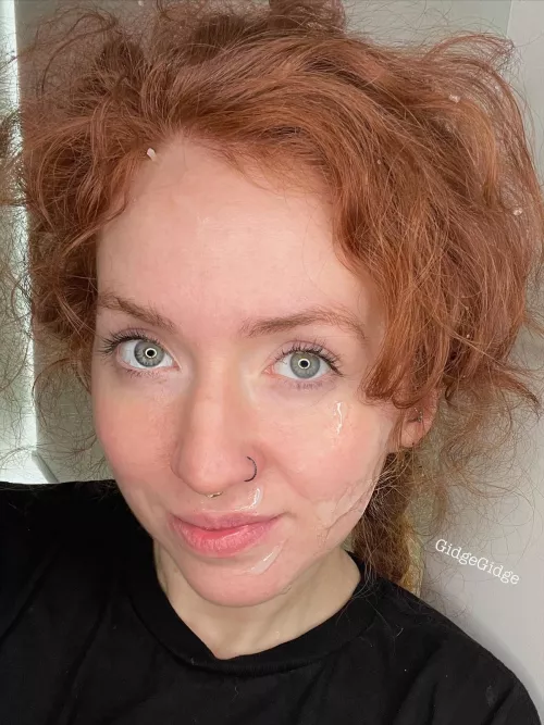 Always have a helpful face for a friend in need ✌️