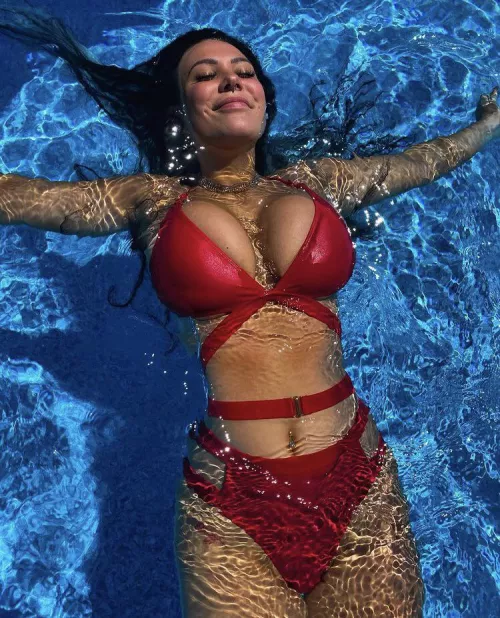 Always have my floaties with me;)