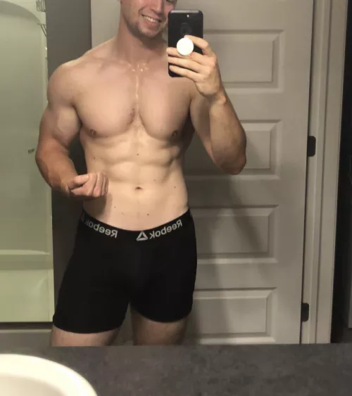 Always wonder if anyone I know has seen me on here yet π
