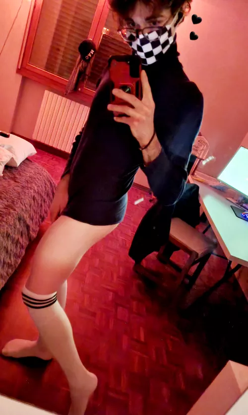 am i cute enough to be a femboy?😰