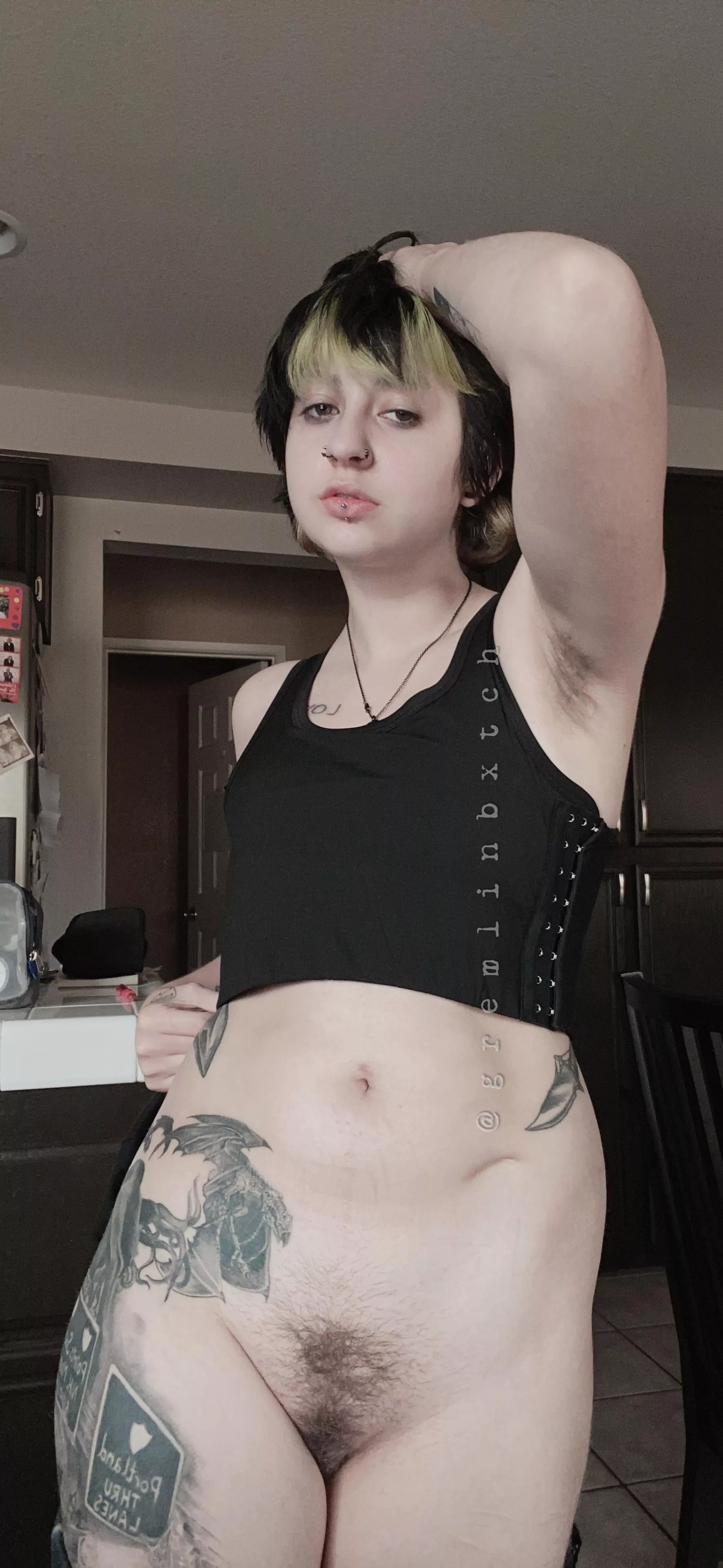 Am I cute in my first binder? 🥺