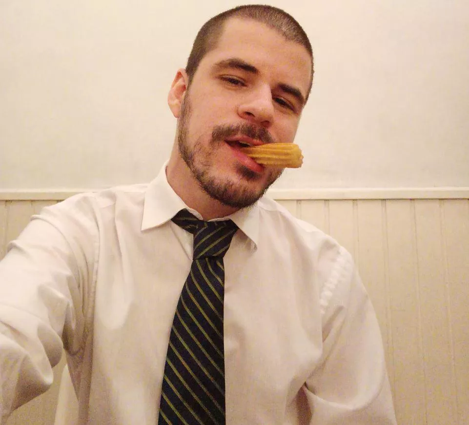 am i eating because im bored yes ofc am i eating because im bored yes ofc