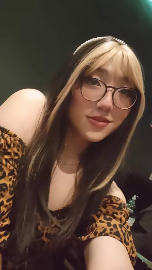 am i girlfriend material? ♡