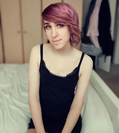 Am I girlfriend material ?