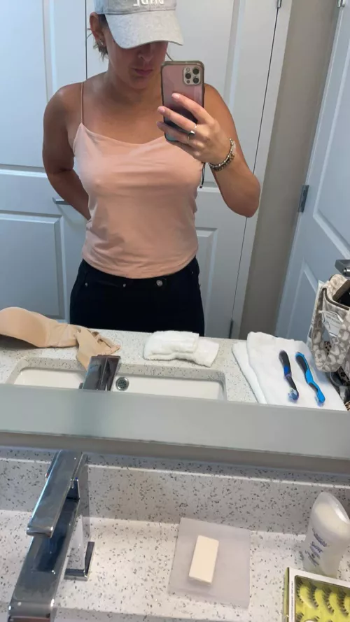 Am I hot at 34‽ (f)