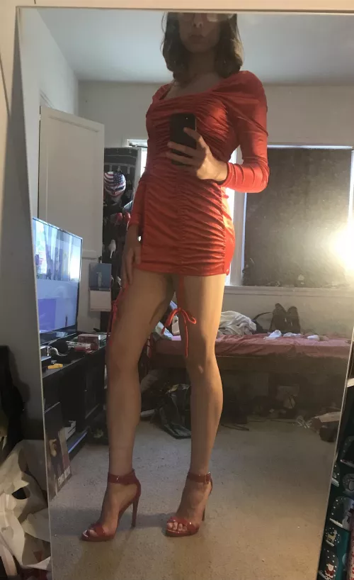 Am i overdressed to go see Spider-man? ๐ธ๐ธ