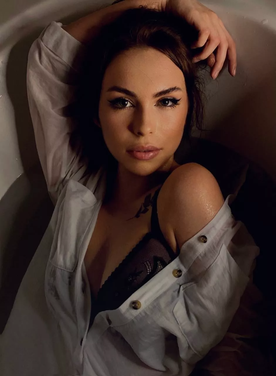 am i ugly? Link in comments am i ugly? Link in comments