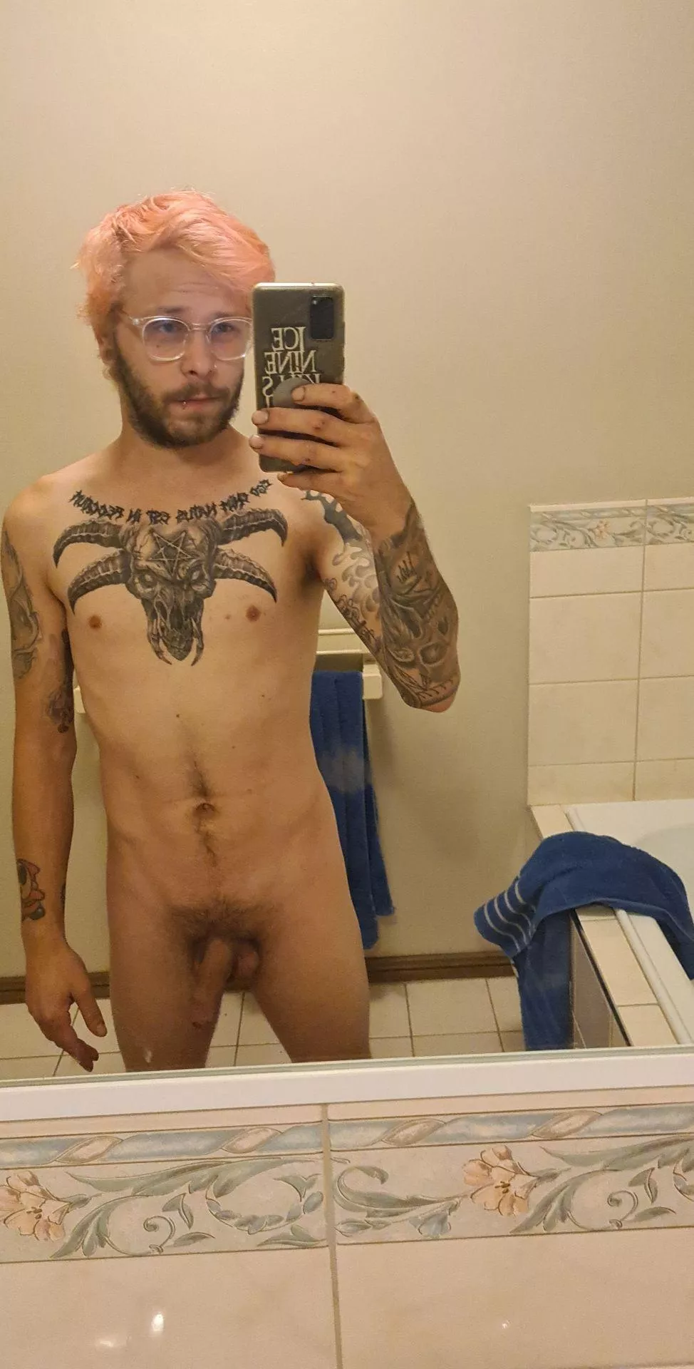Am new to all of this, any alt boy fans here? Aussie, inked and pierced,26 Am new to all of this, any alt boy fans here? Aussie, inked and pierced,26
