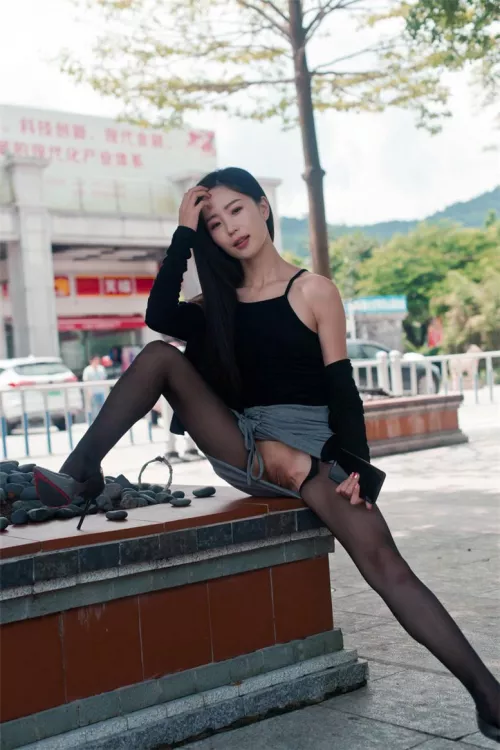 amateur flashing in public