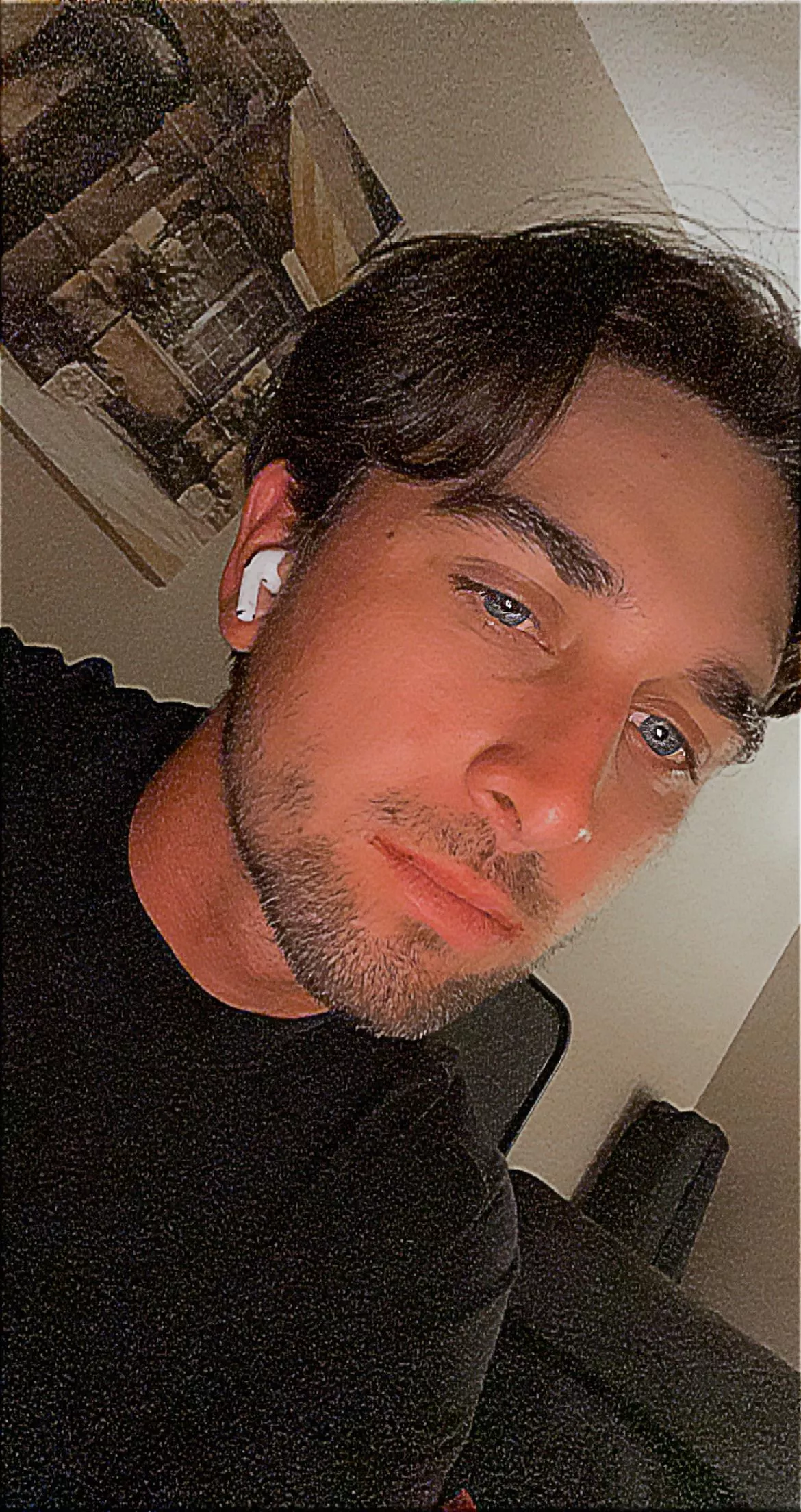 Amateur model just starting out. Not taking it serious really.