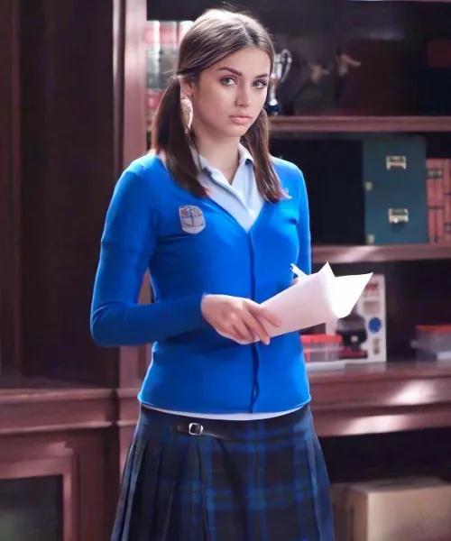 Ana De Armas as a schoolgirl