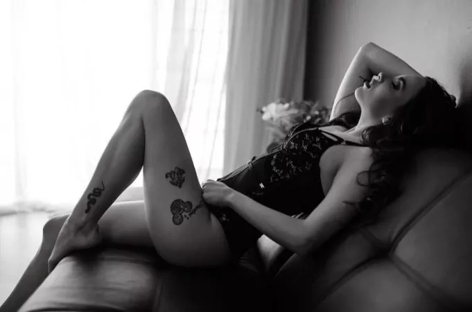 βAnd you stood there in front of me, just close enough to touch.β β€οΈ