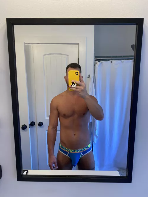 Andrew Christian always coming through with a good bulge :) Whatβs everyones favorite brand?