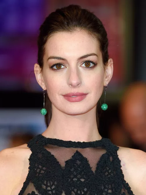 Anne Hathaway
