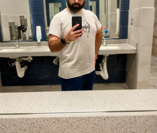 Another chubby dude, post gym pic. I like the way Iook in these. So I'm gonna share them.