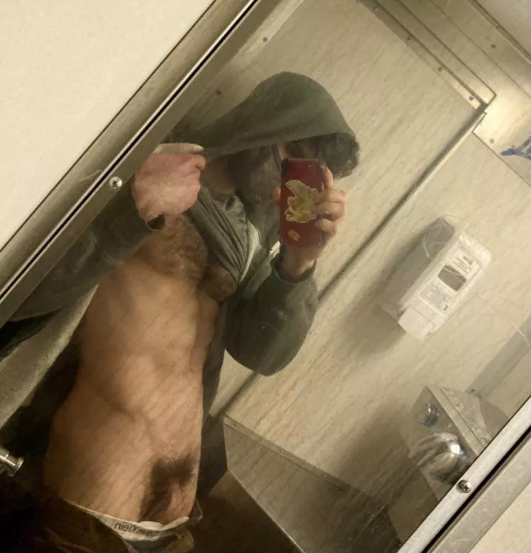 Another day, another train, another plush pube pic