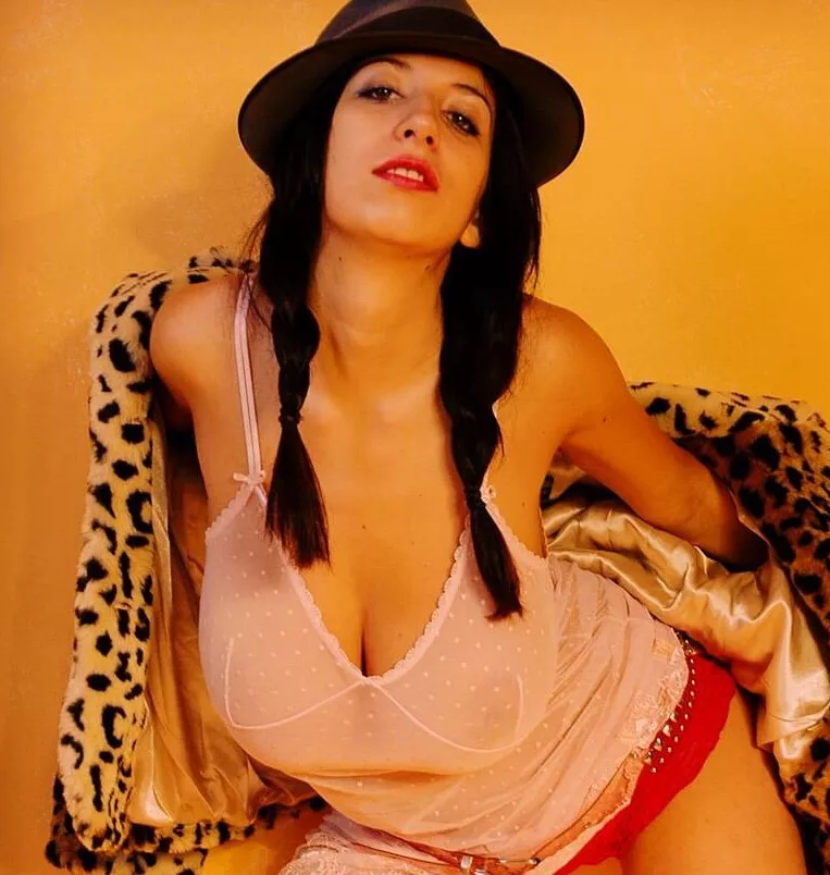 Another Find From Shihari_Art on Instagram