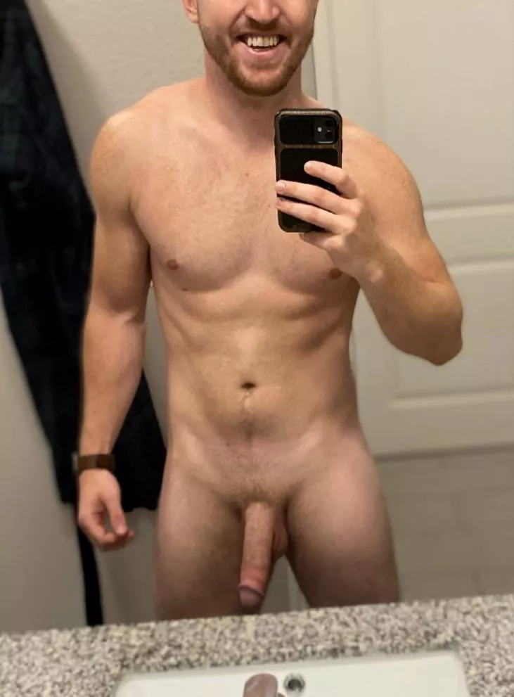 Another lazy Sunday walking around the apartment nude Another lazy Sunday walking around the apartment nude