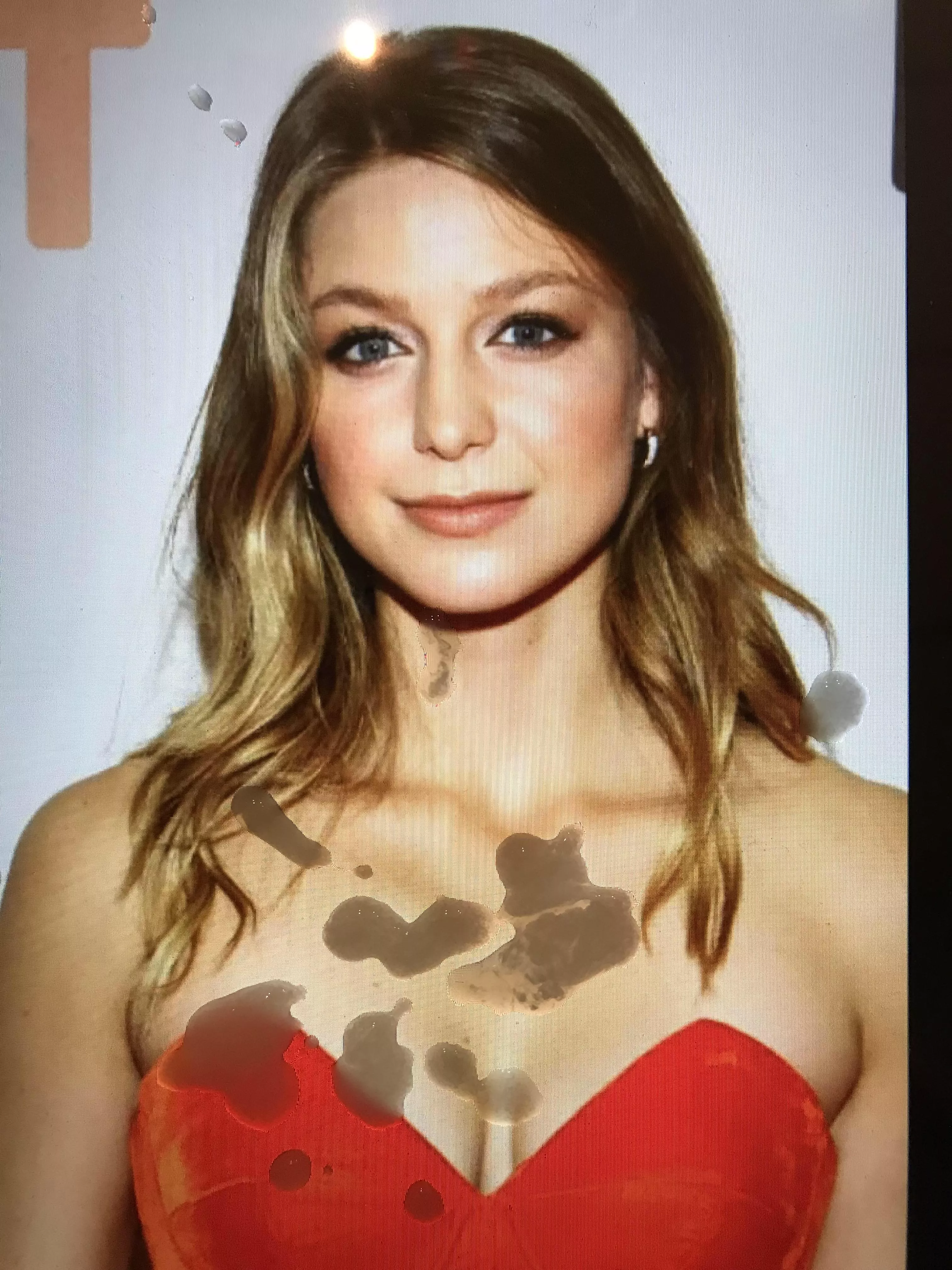Another load on Melissa Benoist‘s tits 💦