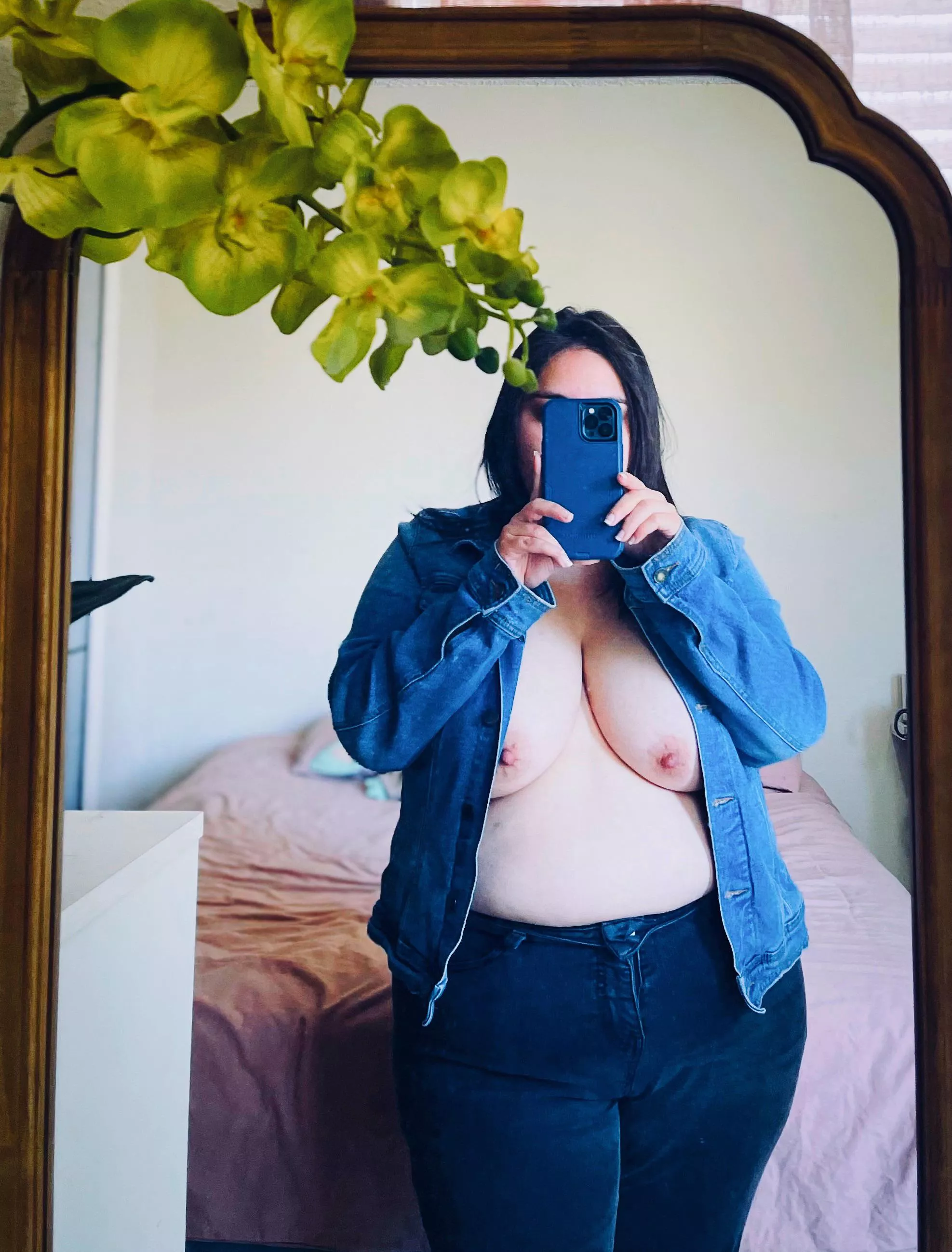 Another one from earlier today. Hope you’re not too tired of my tits 🙃