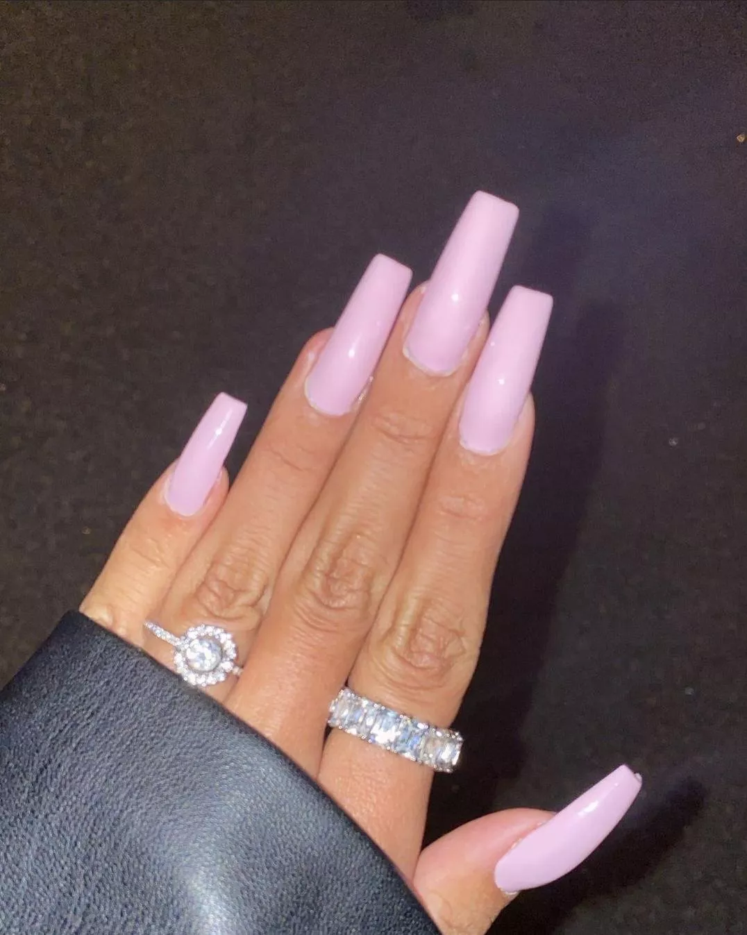 Another set i had. What do you think? DMs are welcome 🤫😈