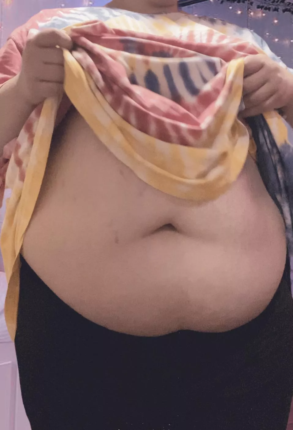 Any belly lovers?🥵