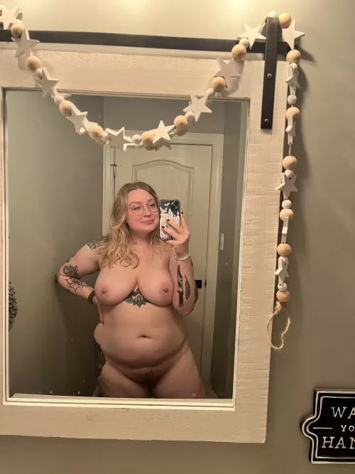 Any daddy’s want to cum on these big titties and watch me lick it off