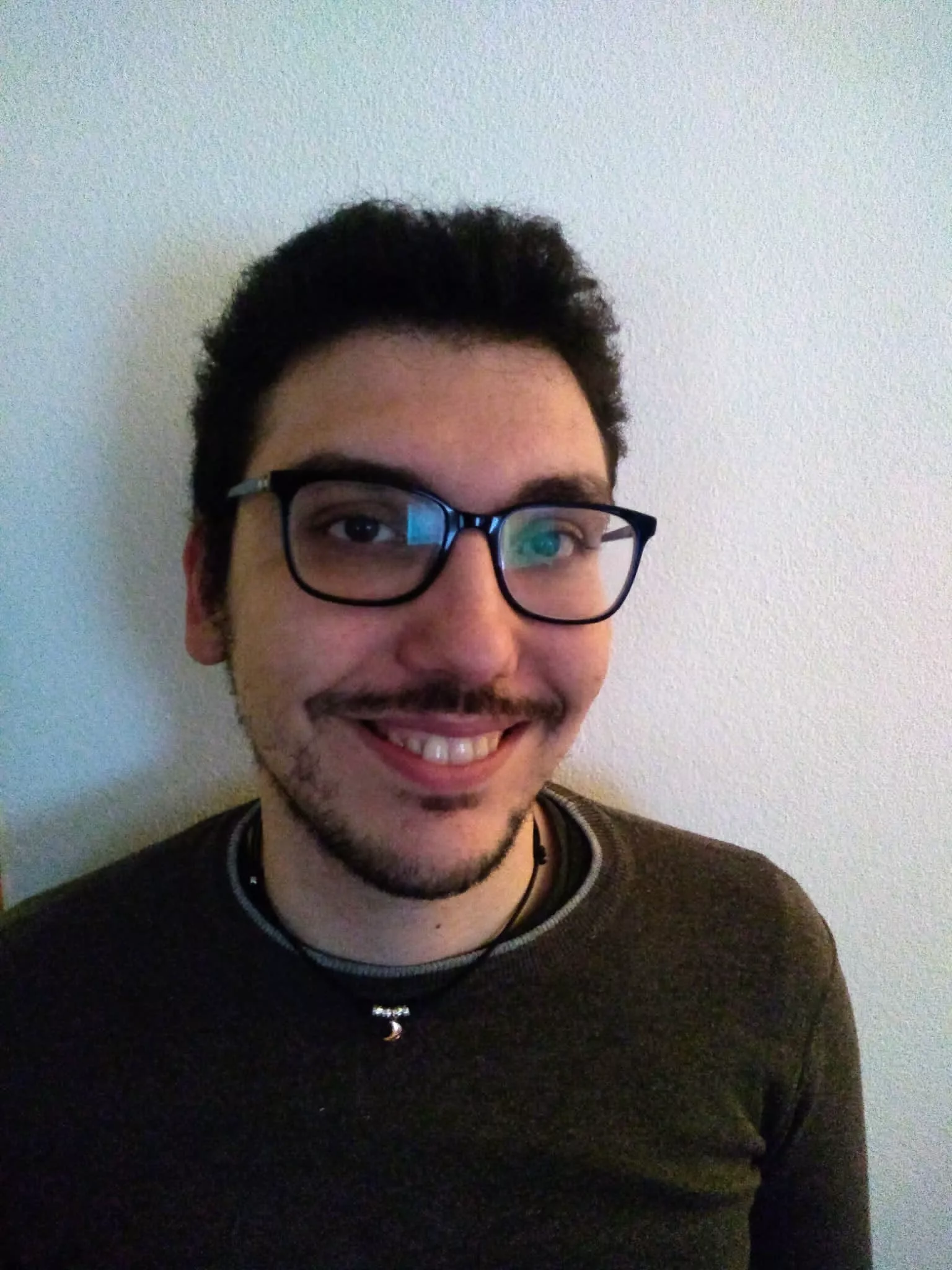 Any gaymer wants to game and cuddle with me?